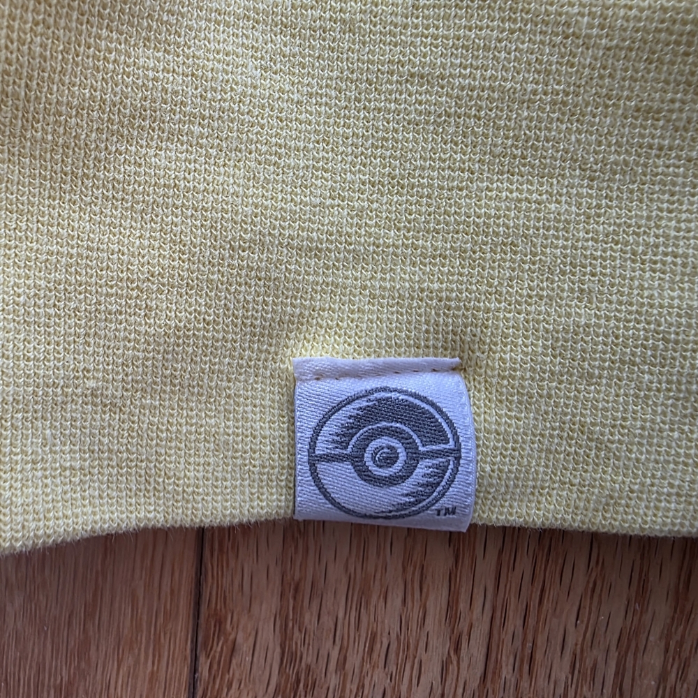 Pokémon Center × OMOCAT: Electric Type Midweight Crew Neck Sweatshirt, Medium - Picture 8 of 11